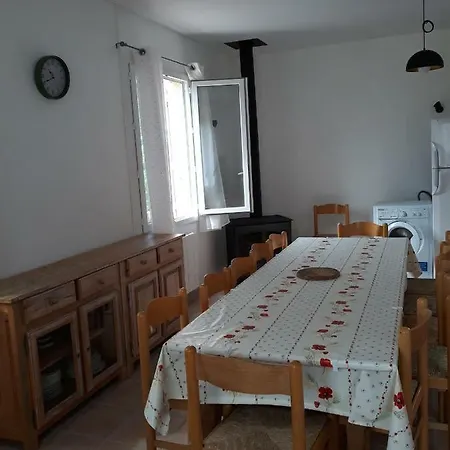 Auberge de jeunesse D'etape Le Tres Estelles