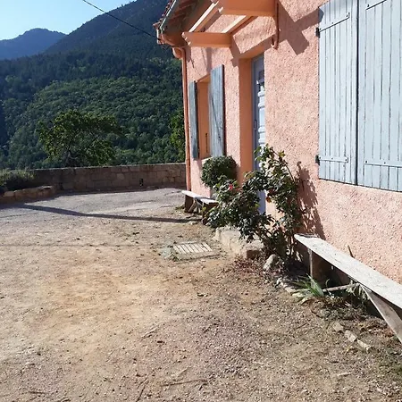 Auberge de jeunesse D'etape Le Tres Estelles *